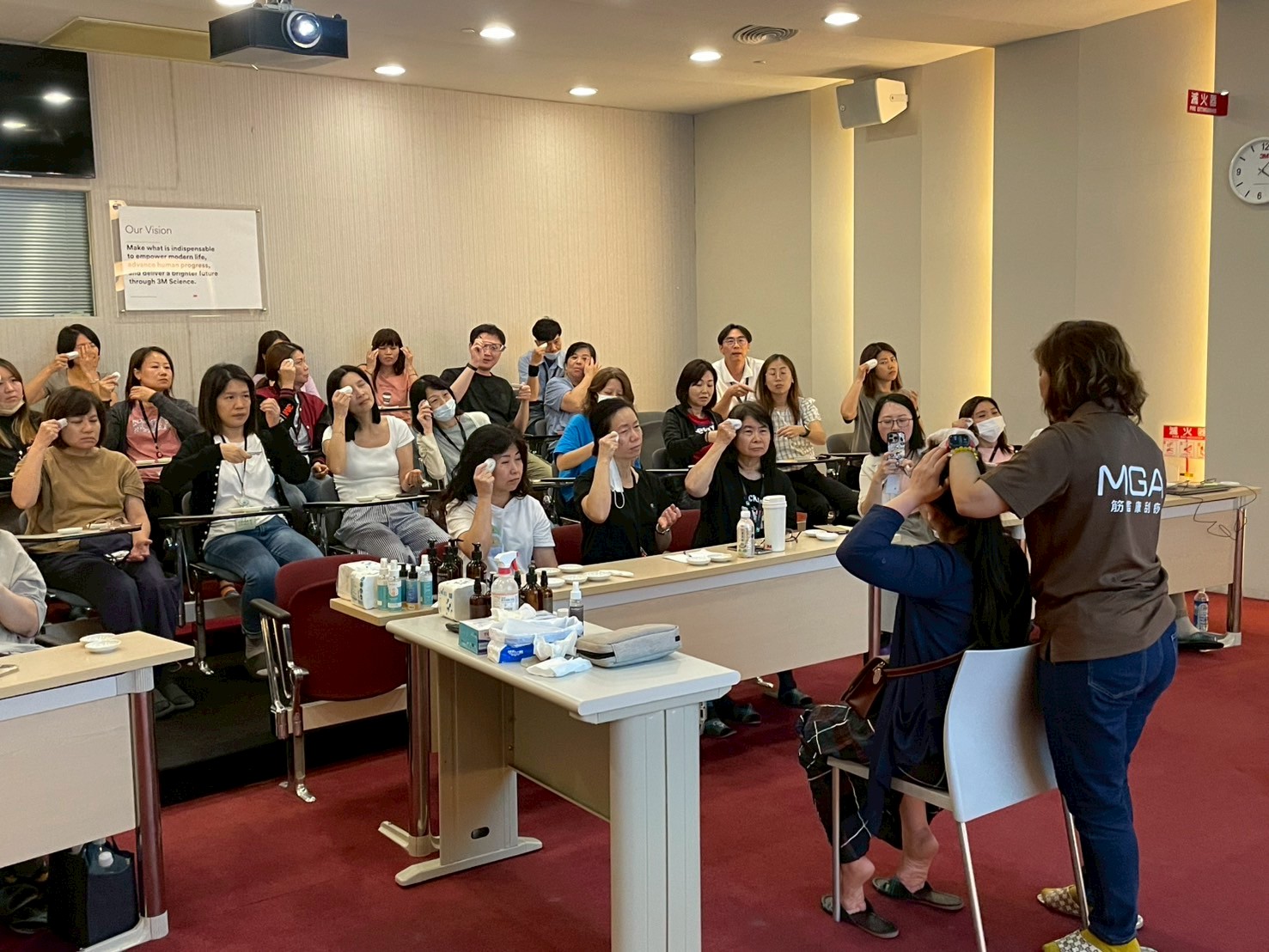 台灣明尼蘇達光電｜運動刮痧自我保健